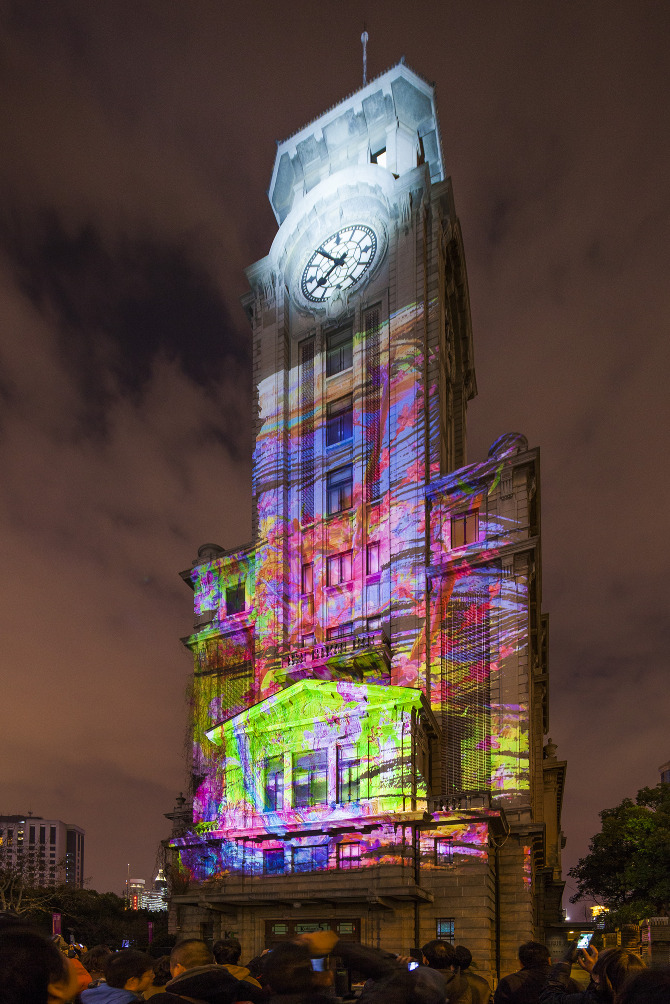 时间重构 — 彩色网格