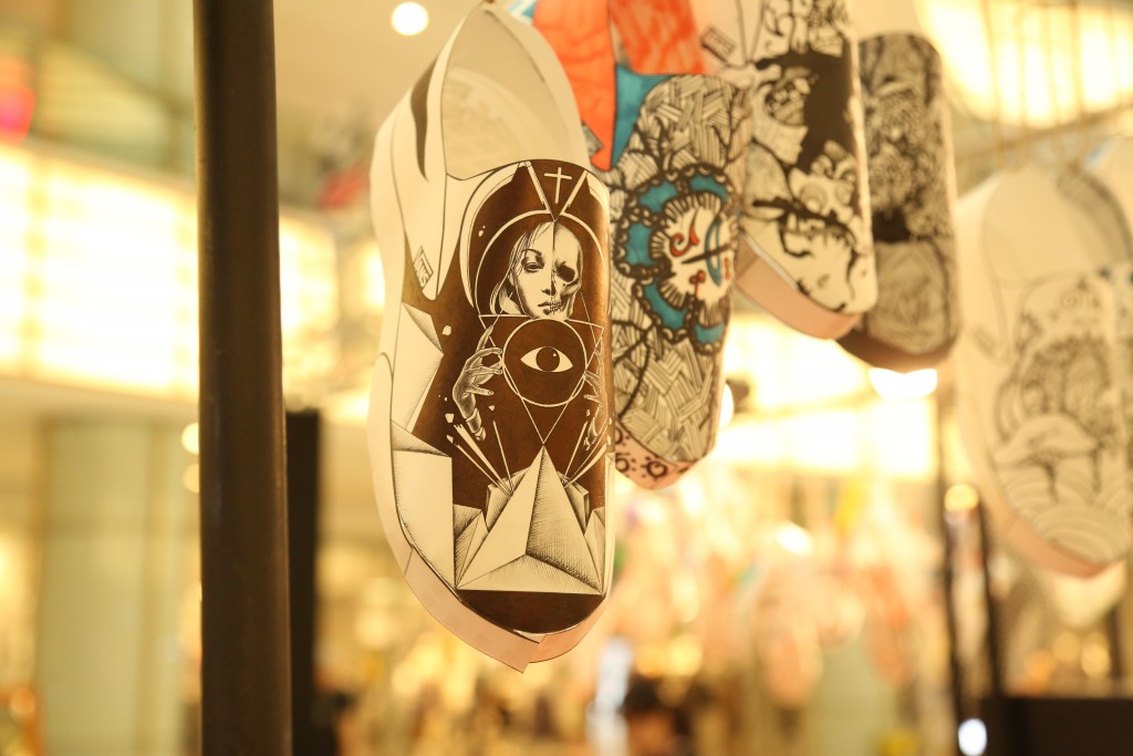 手绘鞋面设计展示